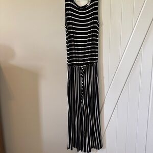 ZENANA One Piece Romper Jumpsuit Women’s Large Stretch Black/White Striped